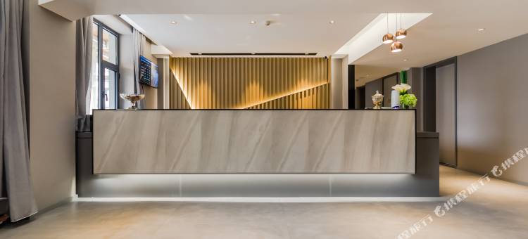 艺龙万国酒店(锦州火车站上海路店)图片