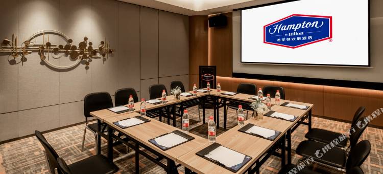 哈尔滨群力希尔顿欢朋酒店图片