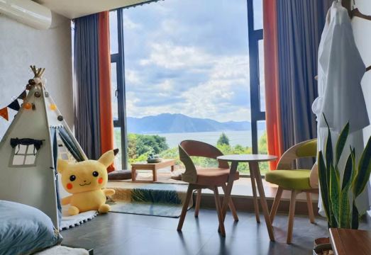 Fuxian Lake Xianqingyizhi Hotel Hotel Overview