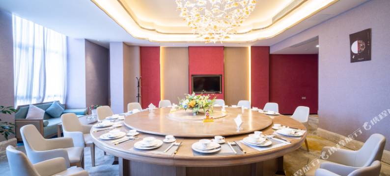 道孚康藏·国际酒店图片