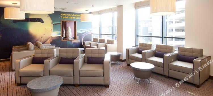 优品迎伦敦盖特威克机场(北航站楼)酒店(Premier Inn London Gatwick Airport (North Terminal) Hotel)图片
