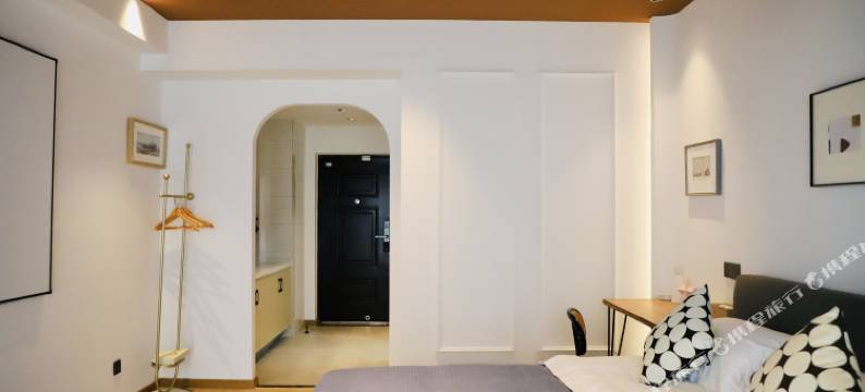 一支百合智慧民宿(合肥武里山天街店)图片