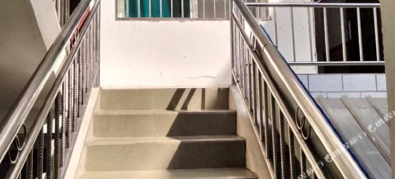 聚缘招待所(职业技术学校店)图片