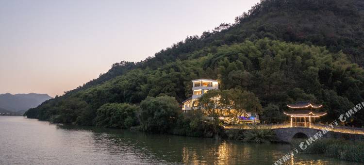 仟那千寻酒店(建德梅城镇富春江店)图片