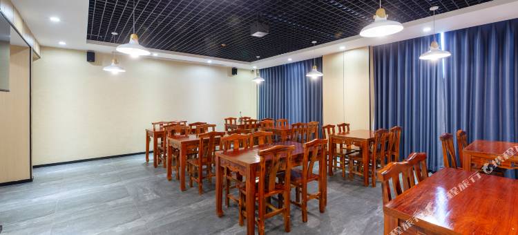 UP华驿智旅酒店(定州古城崇文街店)图片