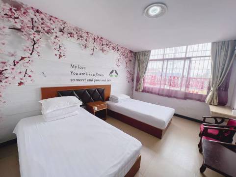 华华超市宾馆(常德职业技术学院店)