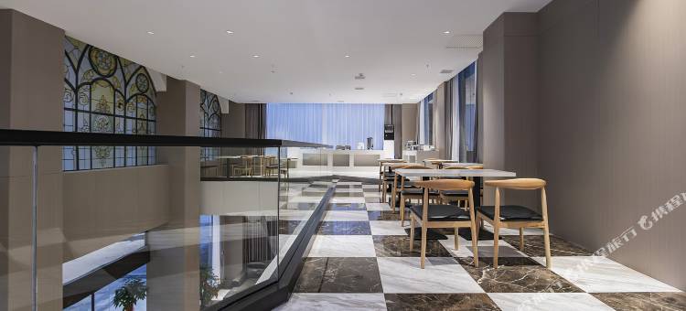 柏曼酒店(大爱花园店)图片