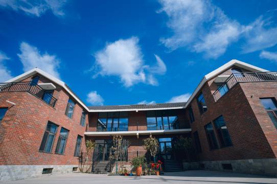 安新舊樹民宿(雄安新区白洋淀店)