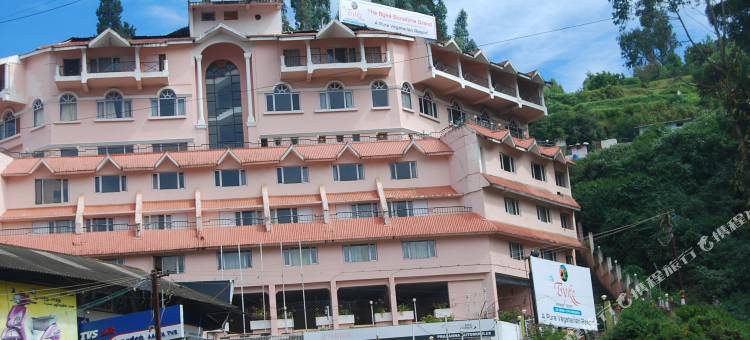 乌塔卡蒙德拜克阳光大酒店(The Byke Sunshine Grand Ooty)图片