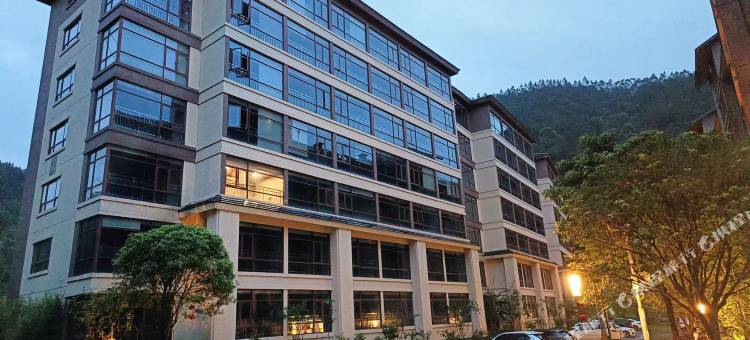 花沐姑婆山温泉民宿(姑婆山旅游度假区集散中心店)图片