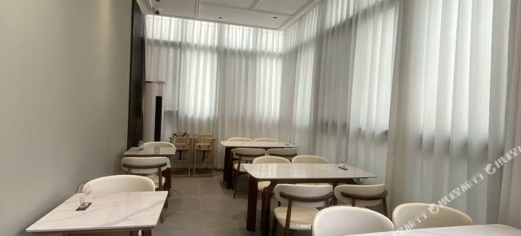 安远皇廷酒店图片