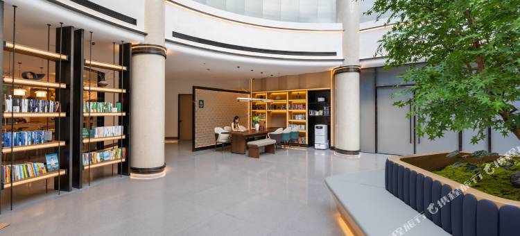 合肥淮河路步行街市府广场亚朵酒店图片