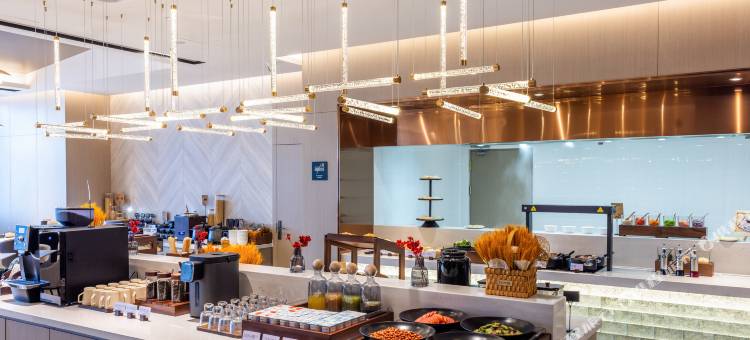 潍坊高新区管委会健康东街亚朵酒店图片