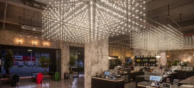 BEMORECOFFEE·比那多咖啡智慧酒店(丽江千古情店)图片