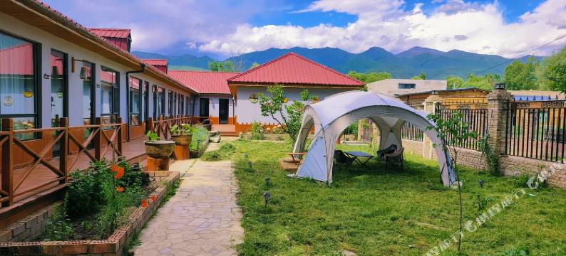 那拉提青布拉克民宿图片