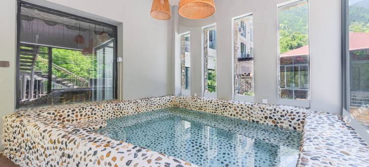 毕棚沟山果民宿图片