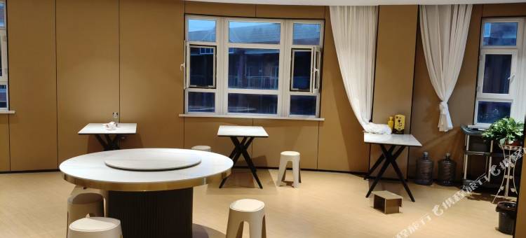 嘉途精品酒店图片