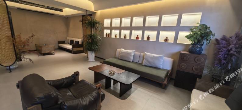 凤凰此间山月庭院民宿图片