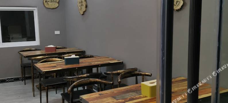 鲁甸好久不见花园酒店图片