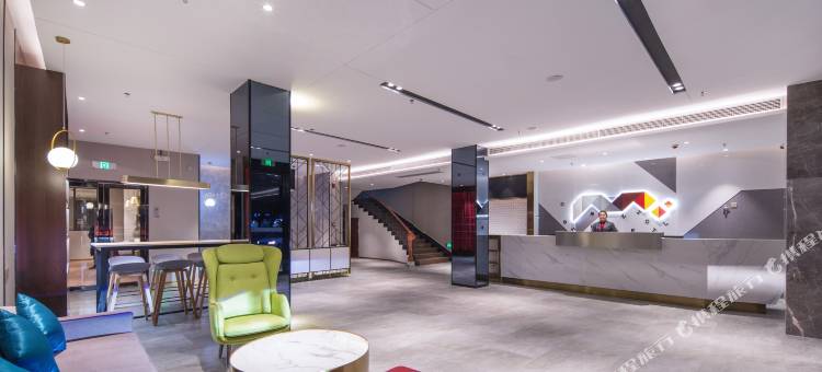 柏曼酒店(贺州高铁站光明大道店)图片