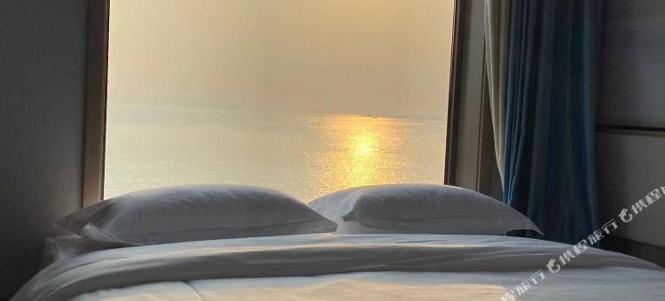 花筑·青岛梦之船海景酒店图片