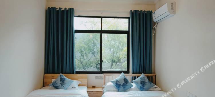 青城山雁南归客栈图片