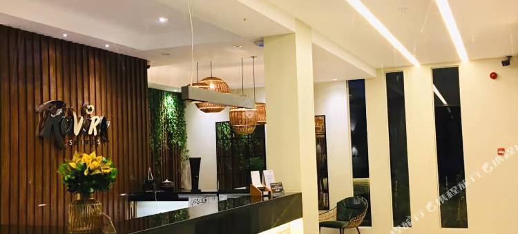 罗维拉套房酒店(Rovira Suites)图片