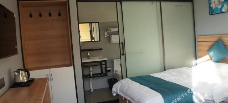 高平丽然旅馆图片