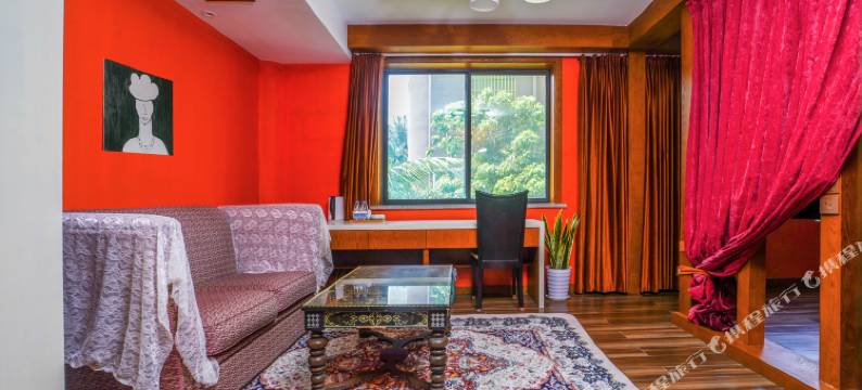 海口十三月泳池民宿图片