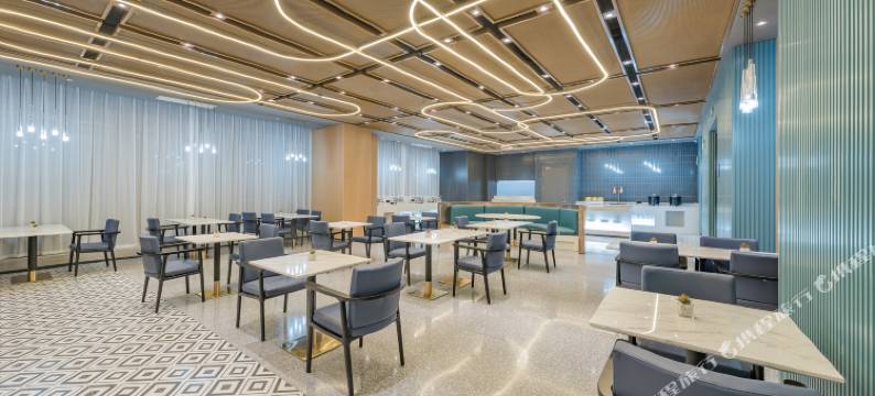 苏州吴江东太湖水秀街亚朵酒店图片