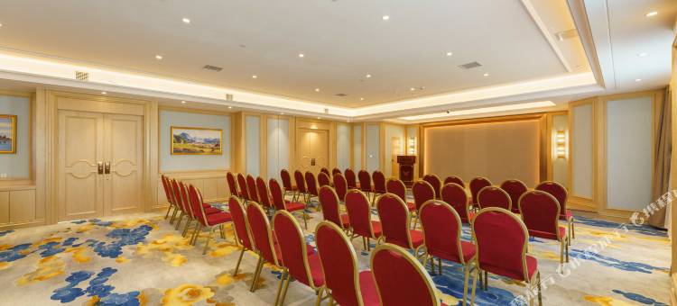 维也纳酒店(乌鲁木齐高铁站泰山街店)图片