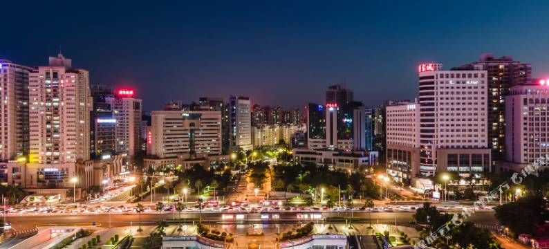 雅斯特酒店(南宁金湖广场地铁站店)图片