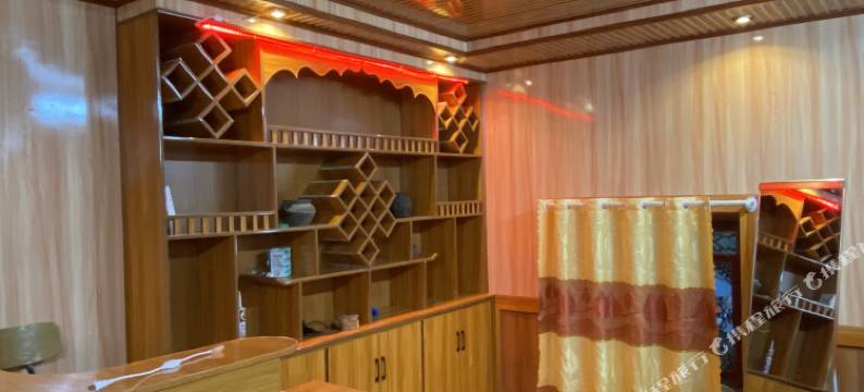 冷嘎措星空民宿图片