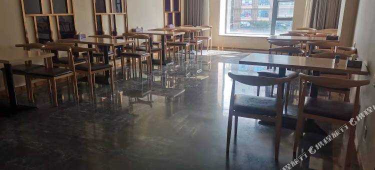麗枫酒店(高州城东汽车站店)图片