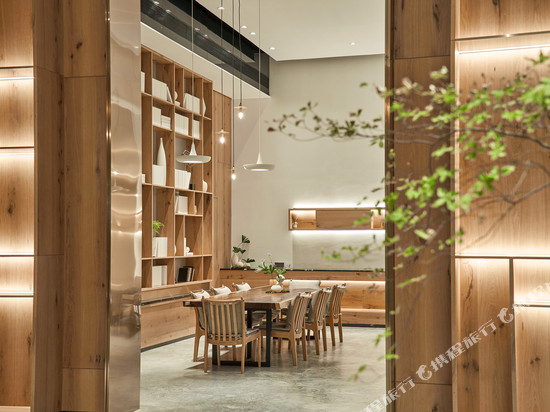 江门三木里酒店(江海站白水带公园店)