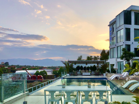 抚仙湖树岩山居度假民宿