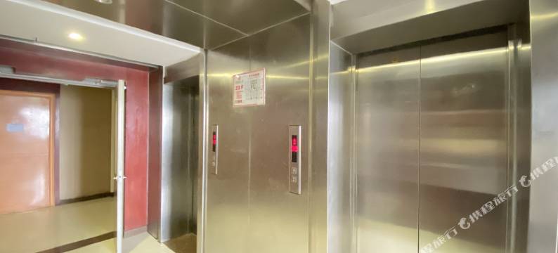 保定巴顿民宿(保定火车站直隶总督署店)图片