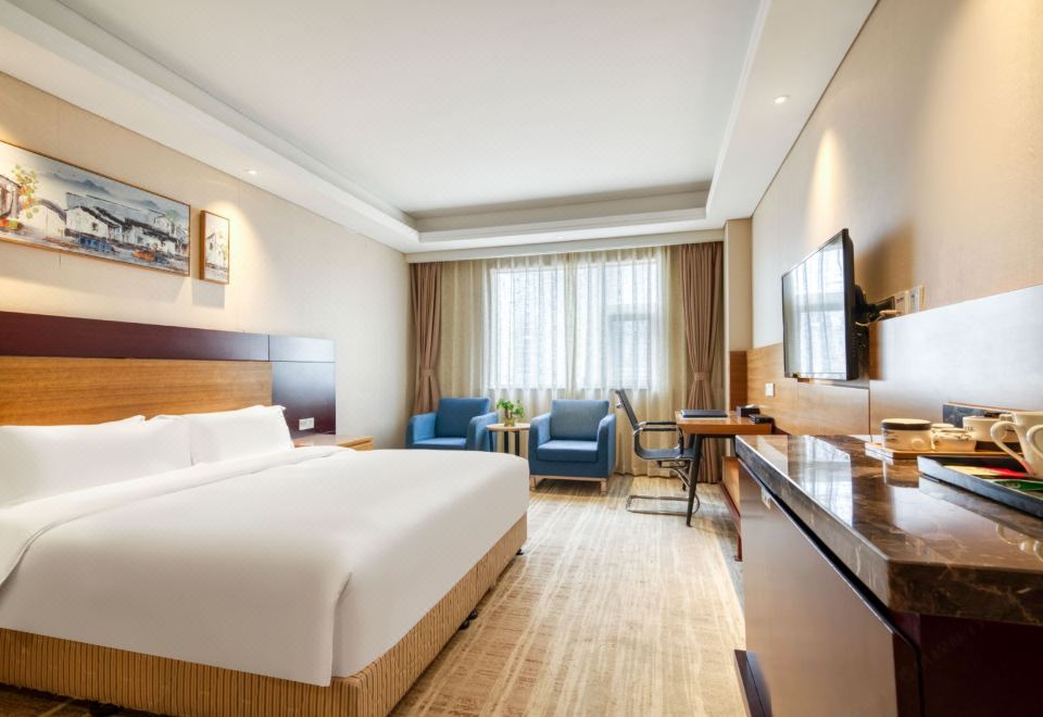 Qingdao Airport Fuhua Hotel (Hong Kong Middle Road May Fourth Square) Hotel Overview