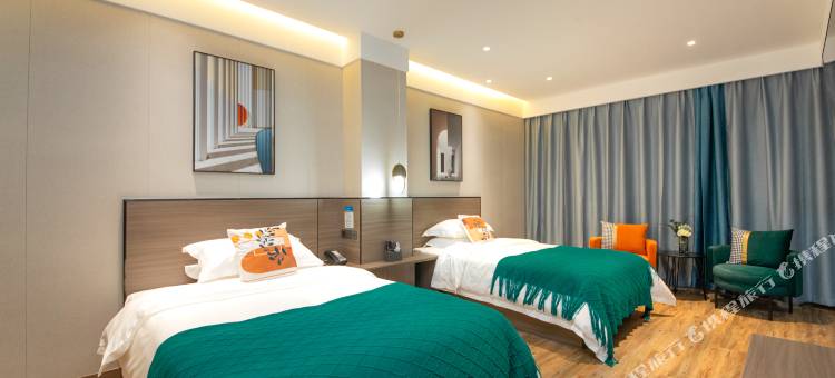 乐驿假日酒店(平顶山开源路步行街店)图片