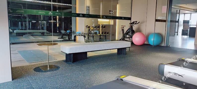 东阶锦上酒店(成都大运会体育中心万达广场店)图片