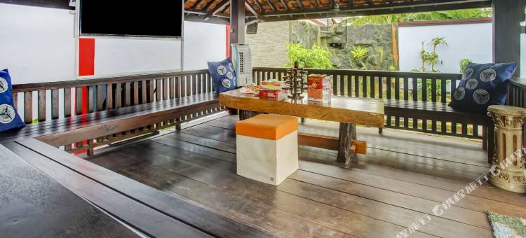OYO Life 3982 Azka Homestay Syariah图片