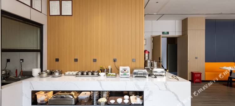 熙美宜庭酒店(盈湖公园汽车客运站店)图片