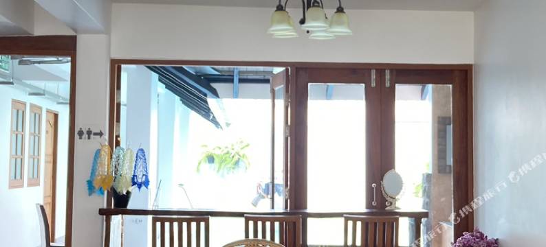 瓦伦提尔咖啡酒店(Valentier Cafe and Hotel)图片