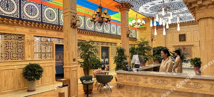 碌曲诺沛尔酒店图片