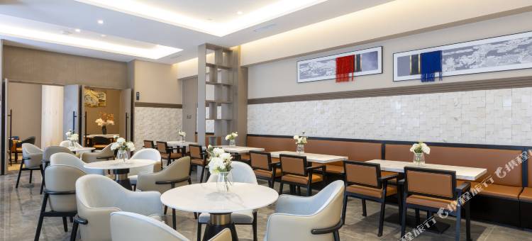 成都前沿医学中心木莲庄酒店(新川路地铁站店)图片