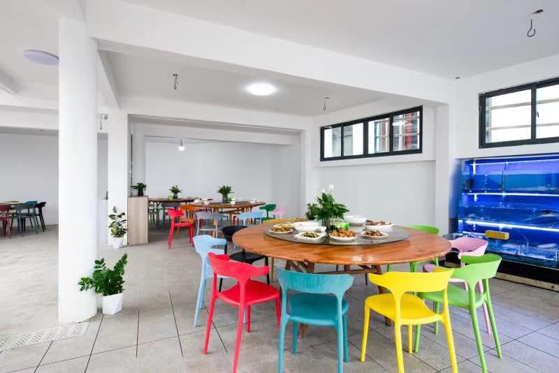 Dongji Sailor Station Sea View B&B Hotel Overview