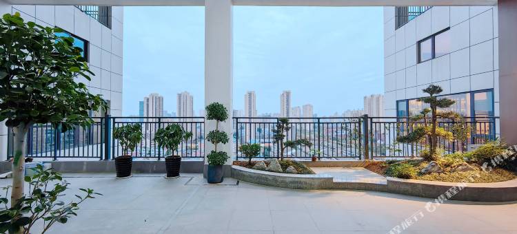 青睐阳光酒店(常德万达广场火车站店)图片