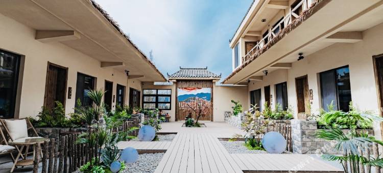 太白三山谷里民宿图片