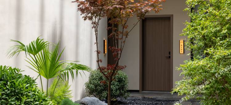 香格里拉雲驻山·如禾设计师民宿(独克宗古城店)图片