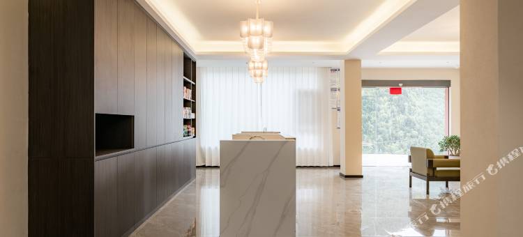 云山之宿(四姑娘山景区店)图片